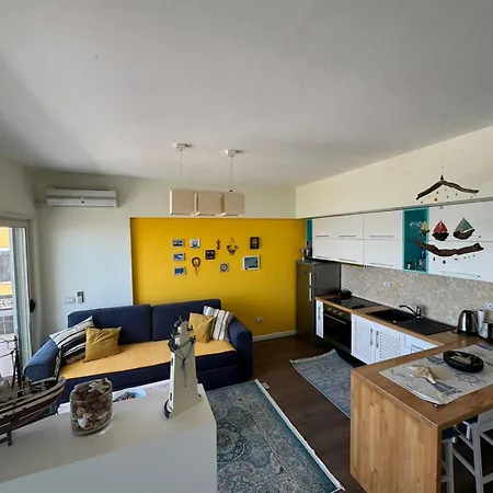 By Comfort Apartment