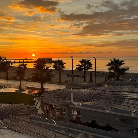 By Comfort Apartment 4*