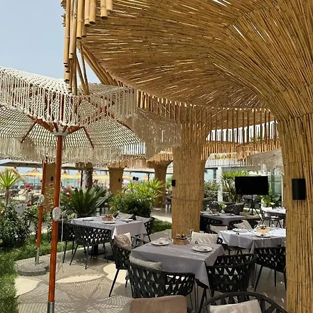 By Comfort 3* Golem (Tirana)