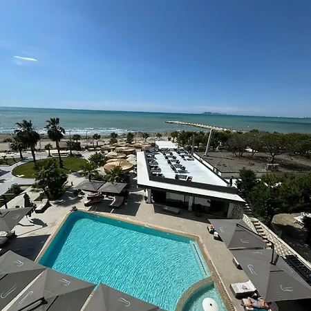 By Comfort Appartement Golem (Tirana)