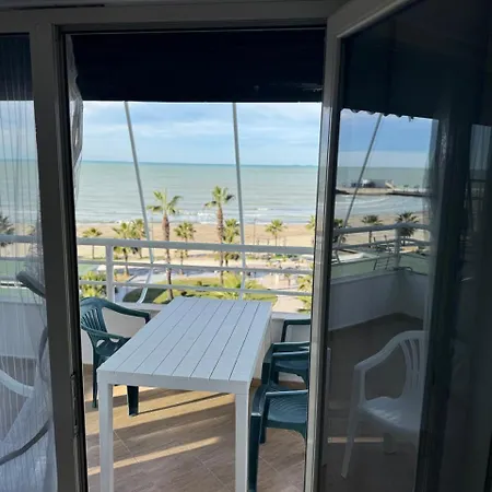 By Comfort Appartement Golem (Tirana)