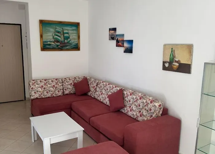 Appartement By Comfort Golem (Tirana)