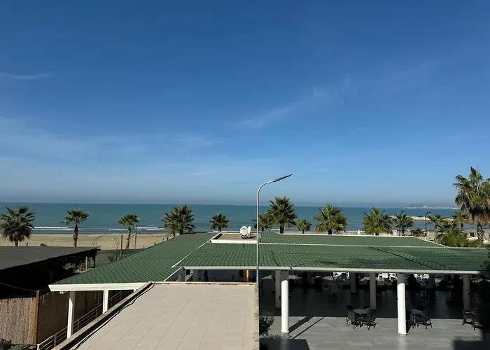 Apartmán By Comfort 4*