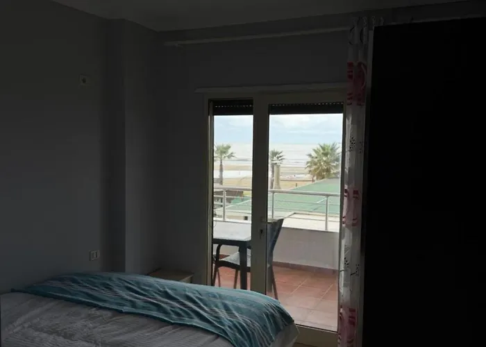 By Comfort Apartmán Golem (Tirana)